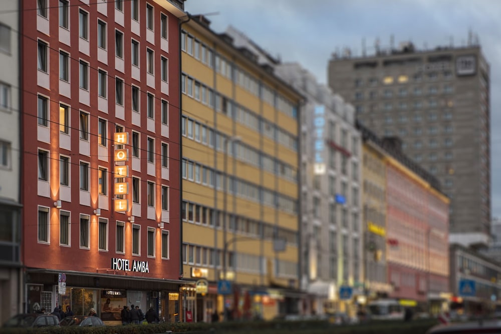 Hotel Amba 3/32
