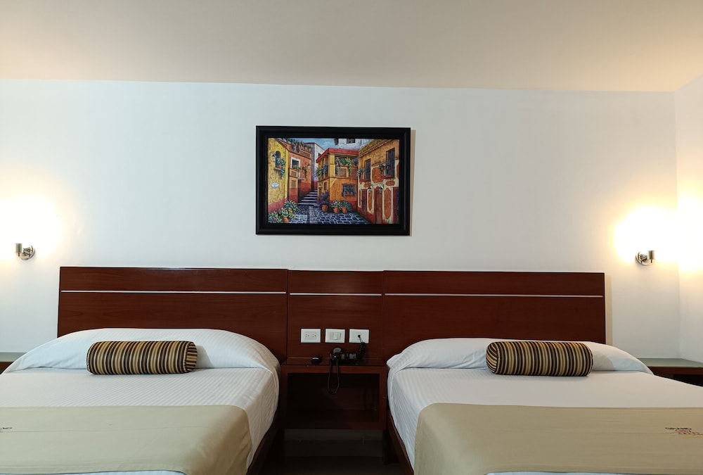 Grand City Hotel 11/49