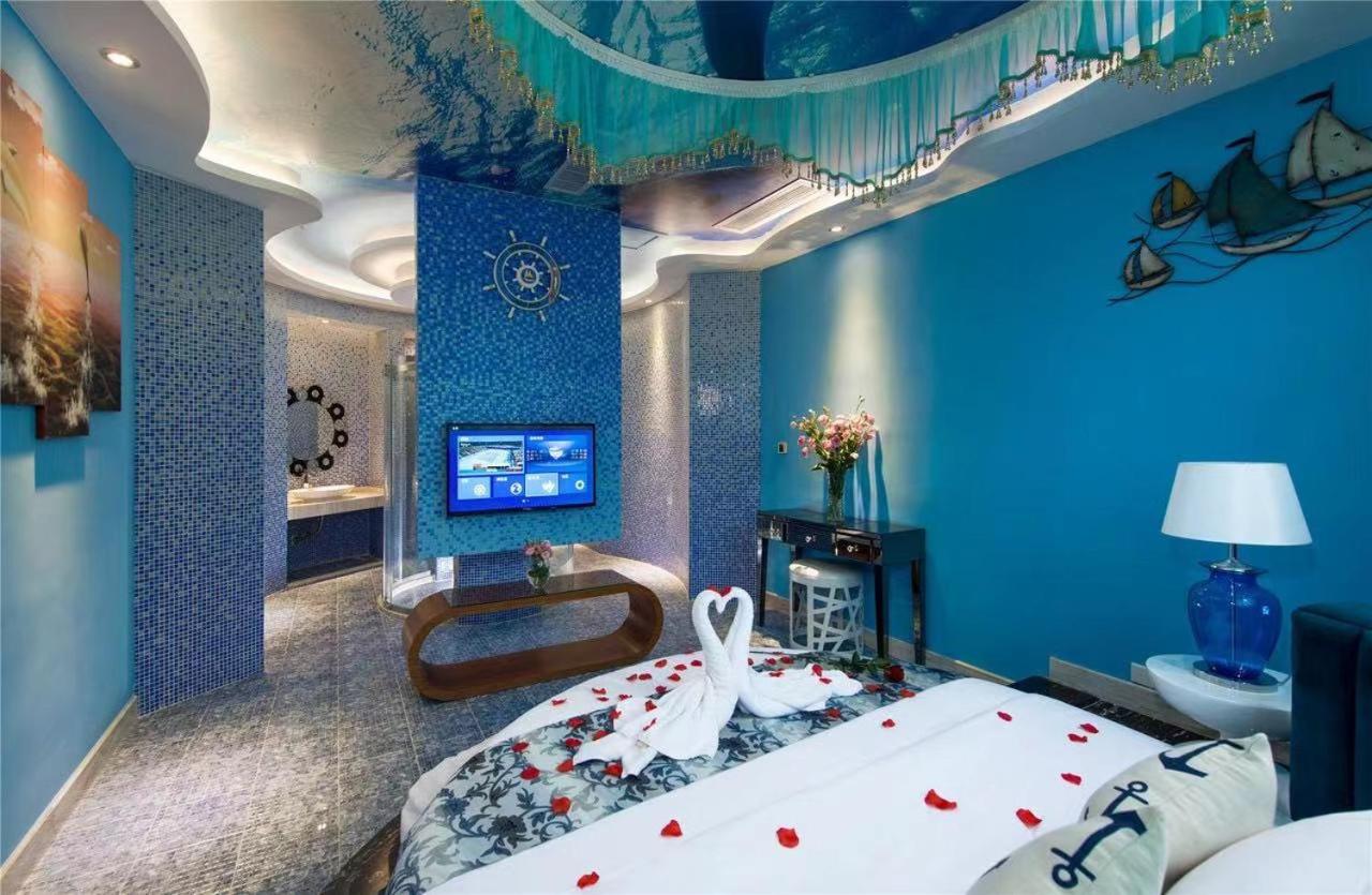 Vienna Hotel (Zhongshan Xiaolan Daxin) 24/24