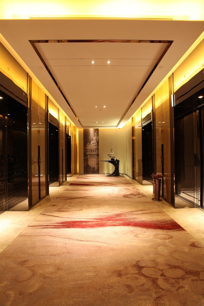 Wanda Realm Jiangmen 50/58