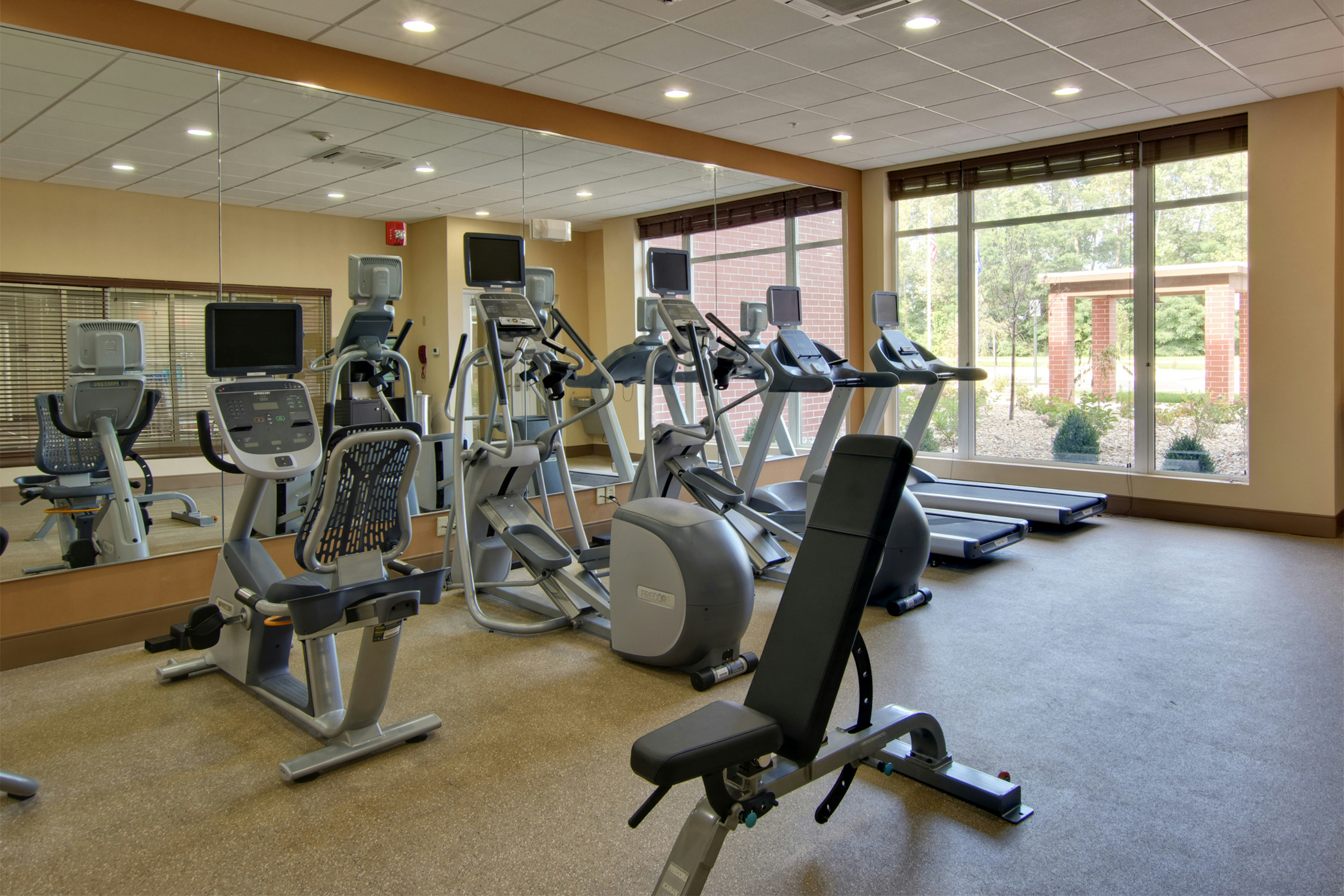 Hilton Garden Inn Benton Harbor/St. Joseph 16/43