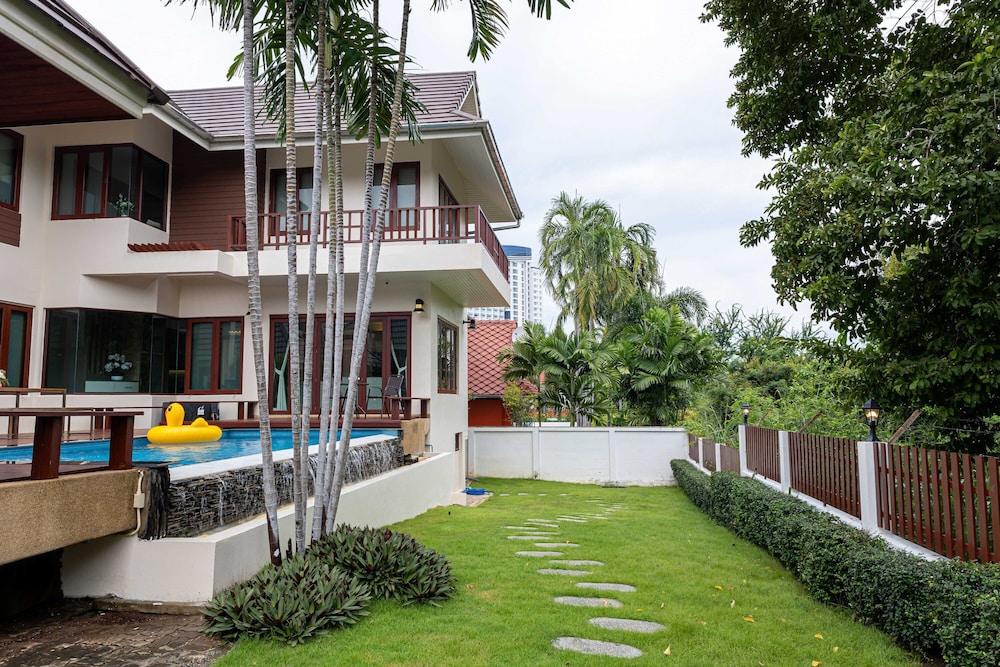 Premium Villa Baan Kinlom Chomlay 35/39