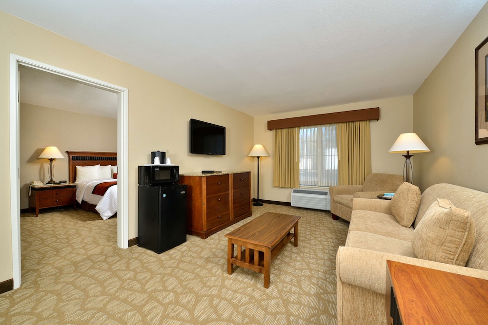 Best Western Denver Southwest 37/61