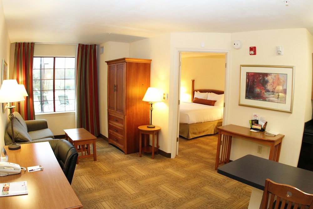 Staybridge Suites Houston Willowbrook 45/67