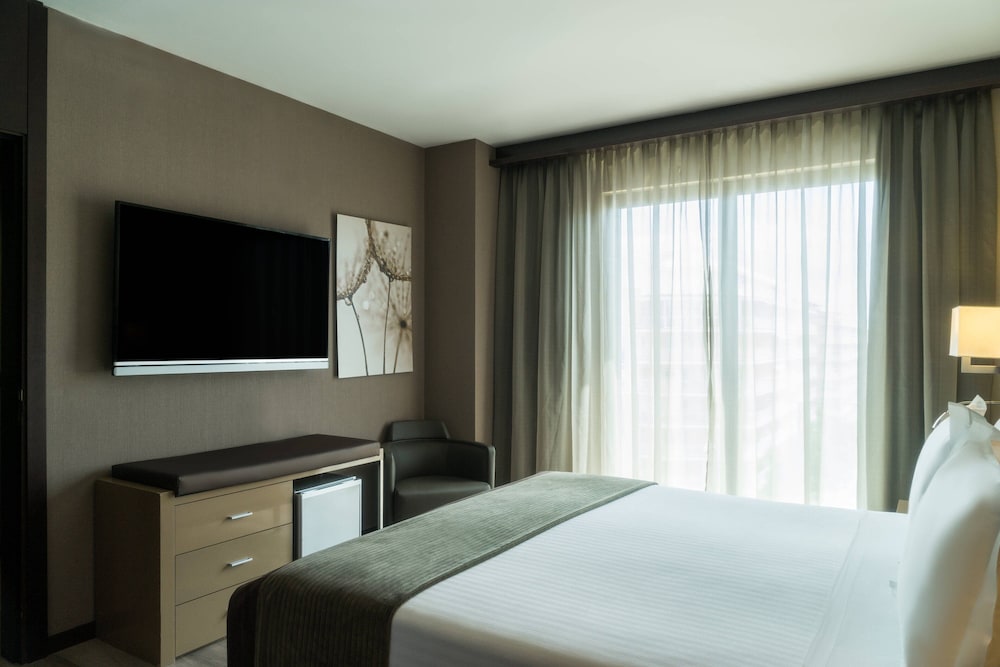 Ac Hotel Ciutat de Palma 6/22
