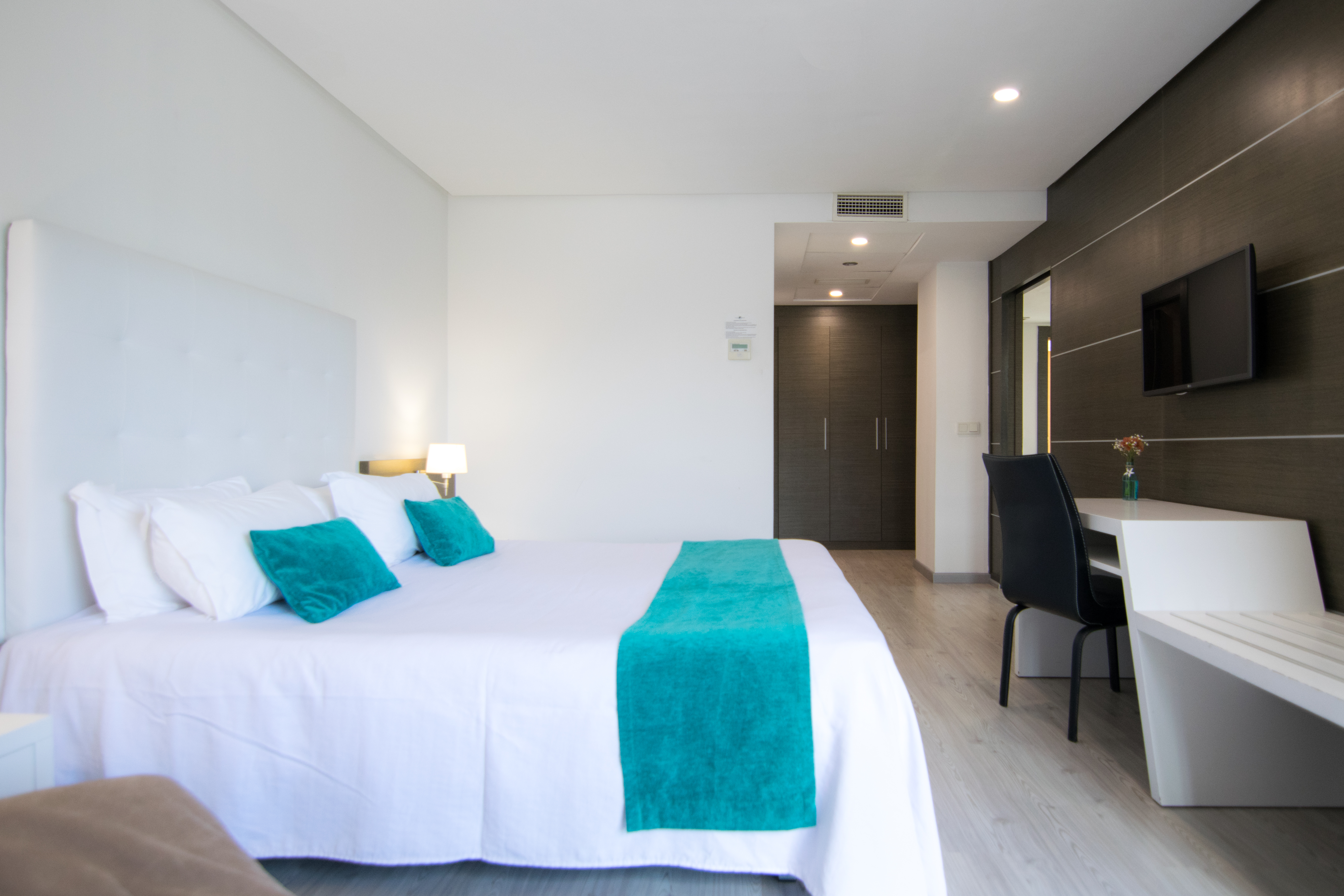 Junior Suite, Lateral Side Sea View، Cullera Holiday 2/5