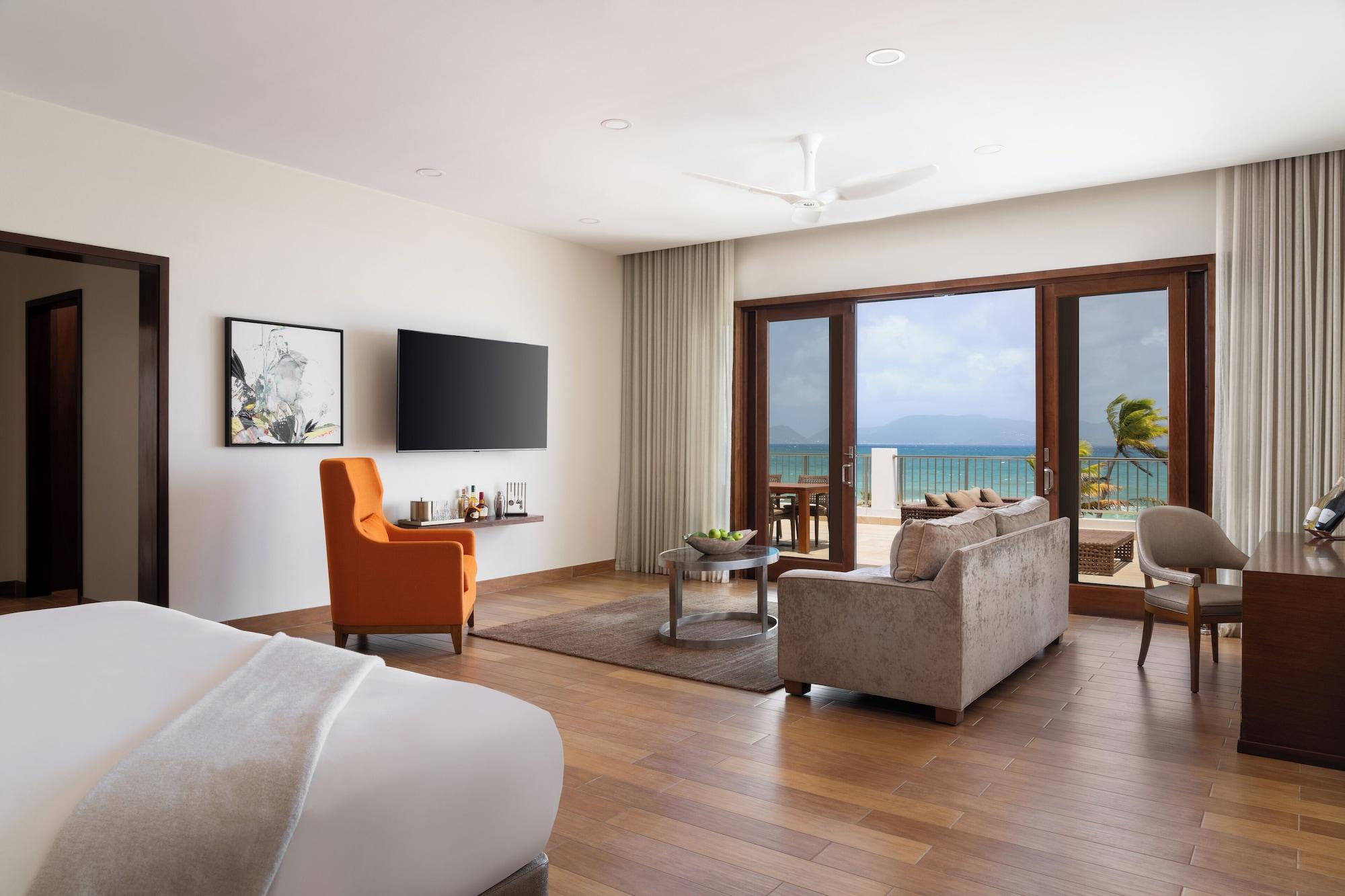 Beach, Deluxe, Suite, King Bed, Ocean Front, Merry Wing
