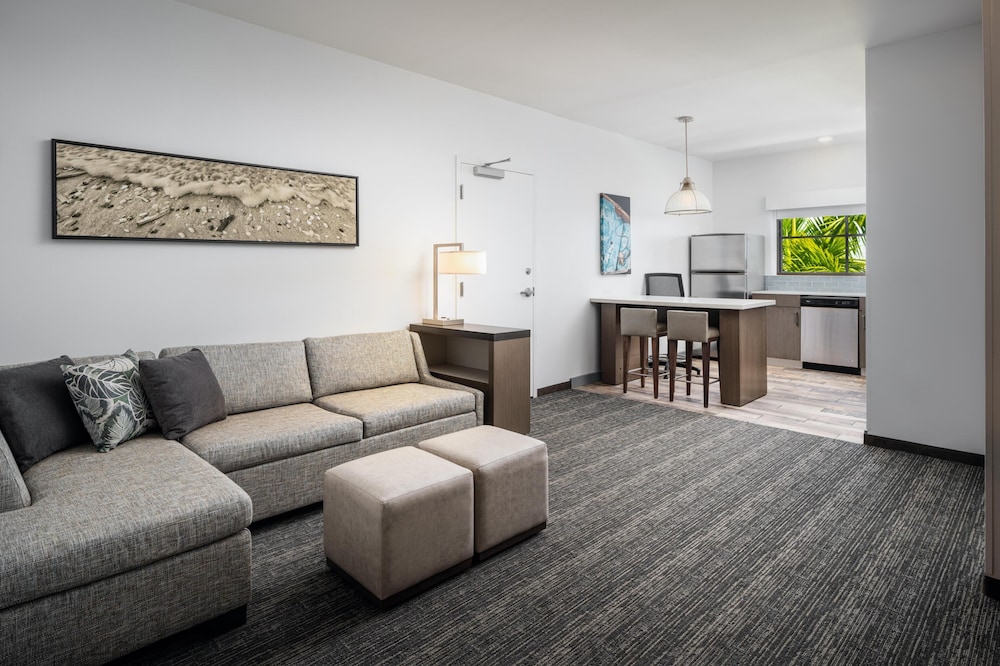 HYATT HOUSE NAPLES/5TH AVENUE 47/75
