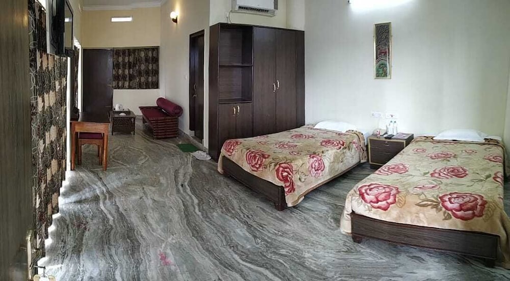 Hotel Mahamaya Palace 11/26