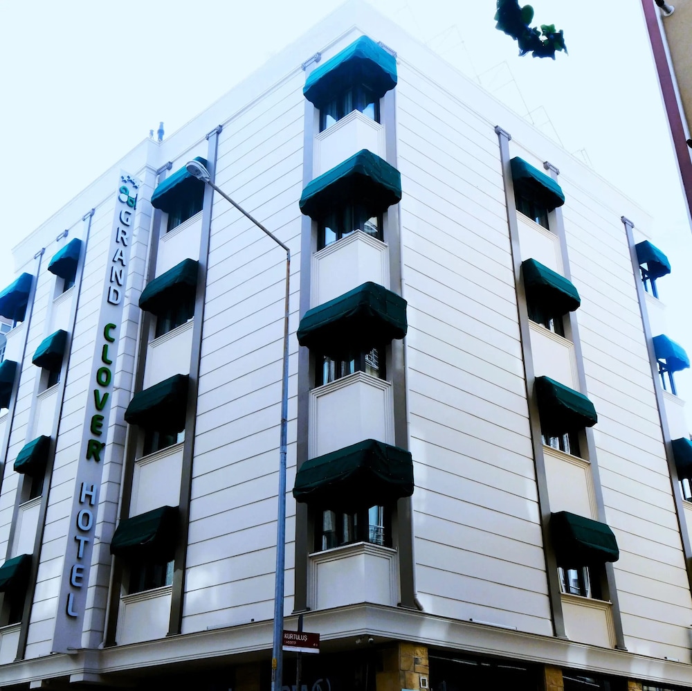 Grand Clover Hotel 2/20
