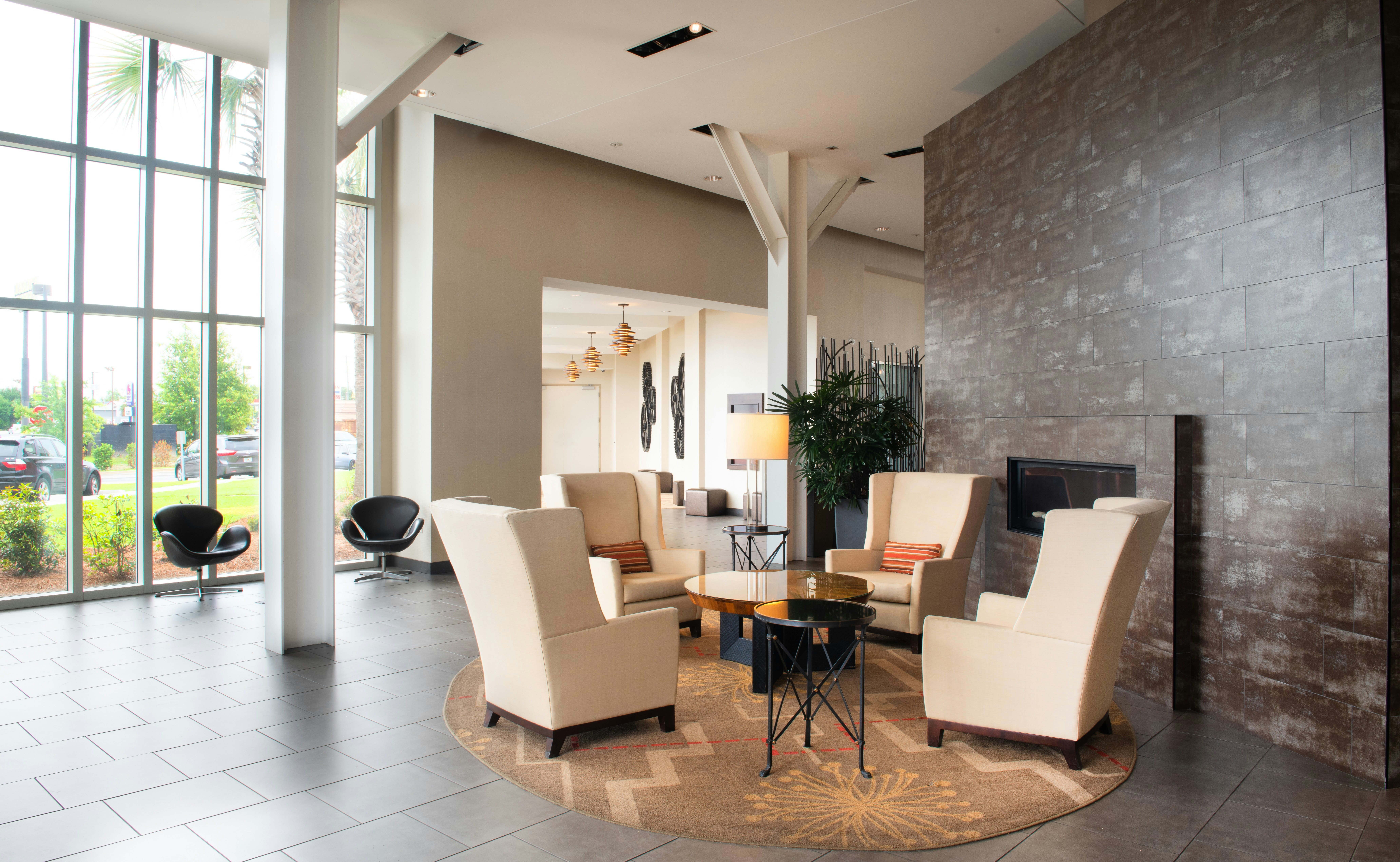 DOUBLETREE BY HILTON HOTEL AND SUITES CHARLESTON AIRPORT 31/60