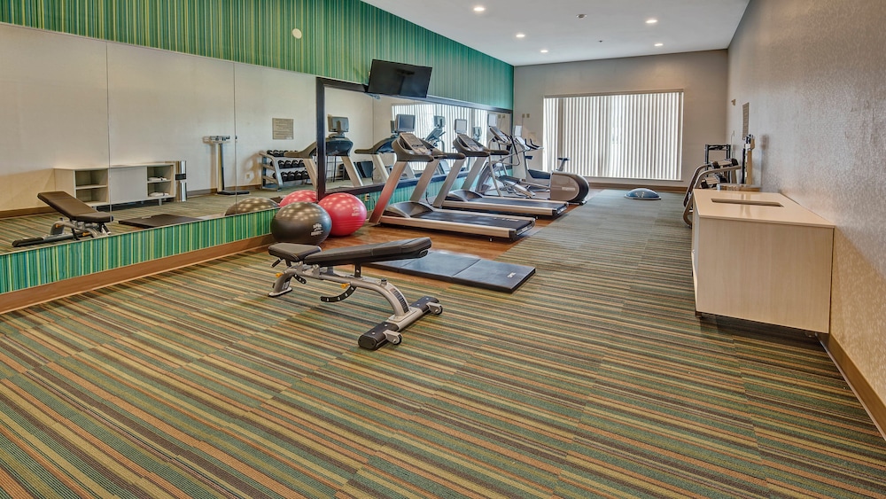 Holiday Inn Express & Suites Corsicana I-45 37/68