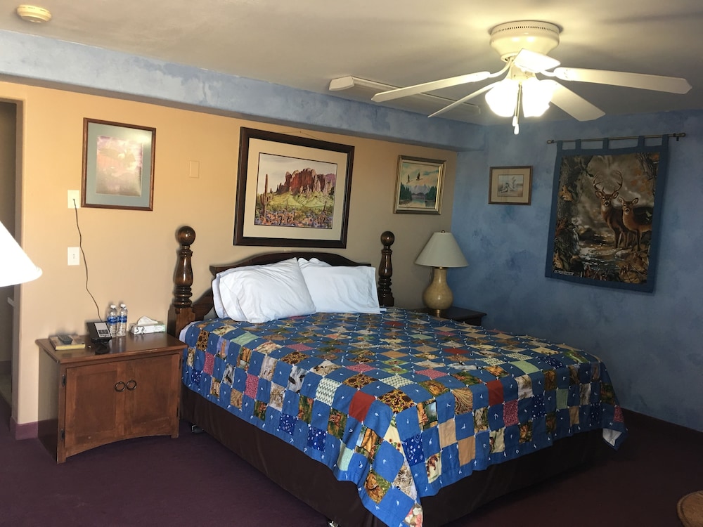 Rodeway Inn And Suites Big Water Antelope Canyon 13/30