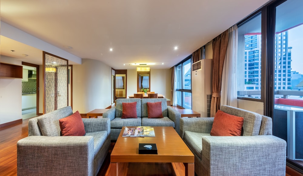 Bandara Silom Suites, Bangkok 49/78