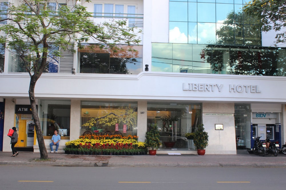 Liberty Hotel Saigon Greenview 6/50