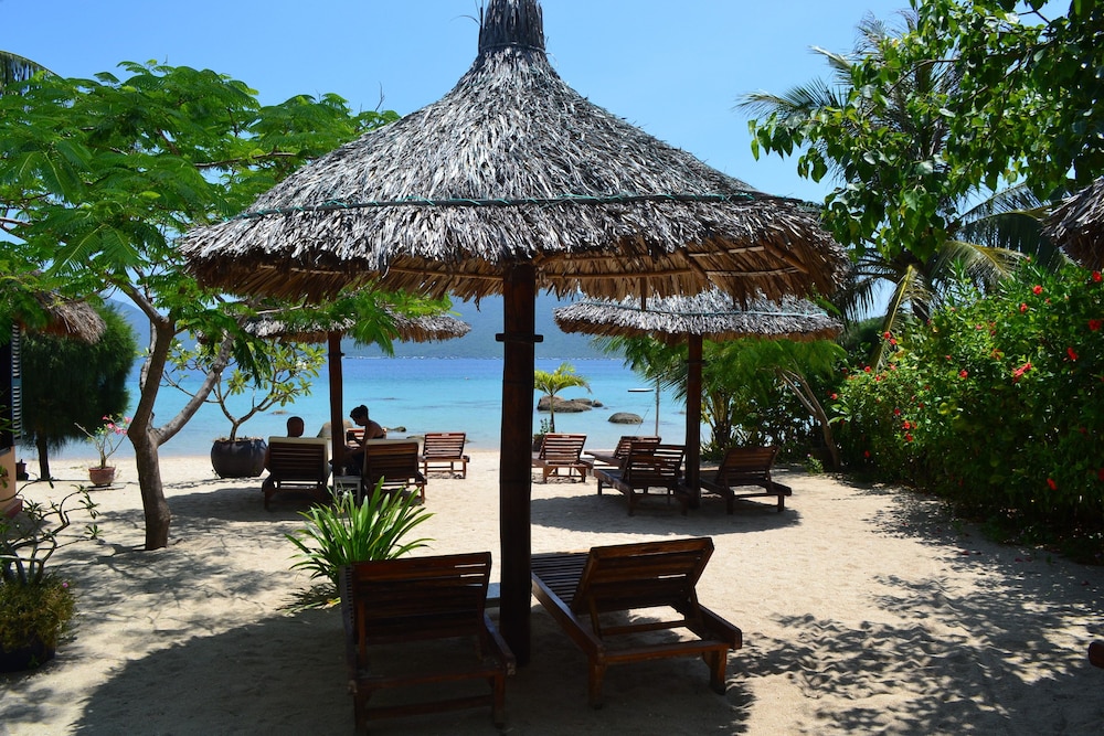 Whale Island Resort 1/68