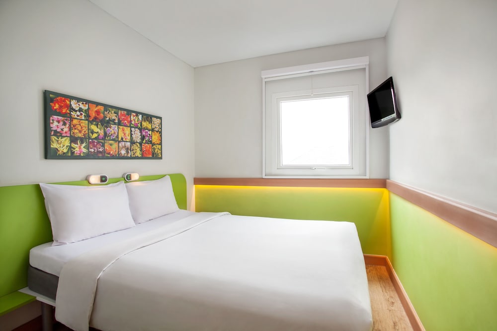 Ibis Budget Semarang Tendean 17/54