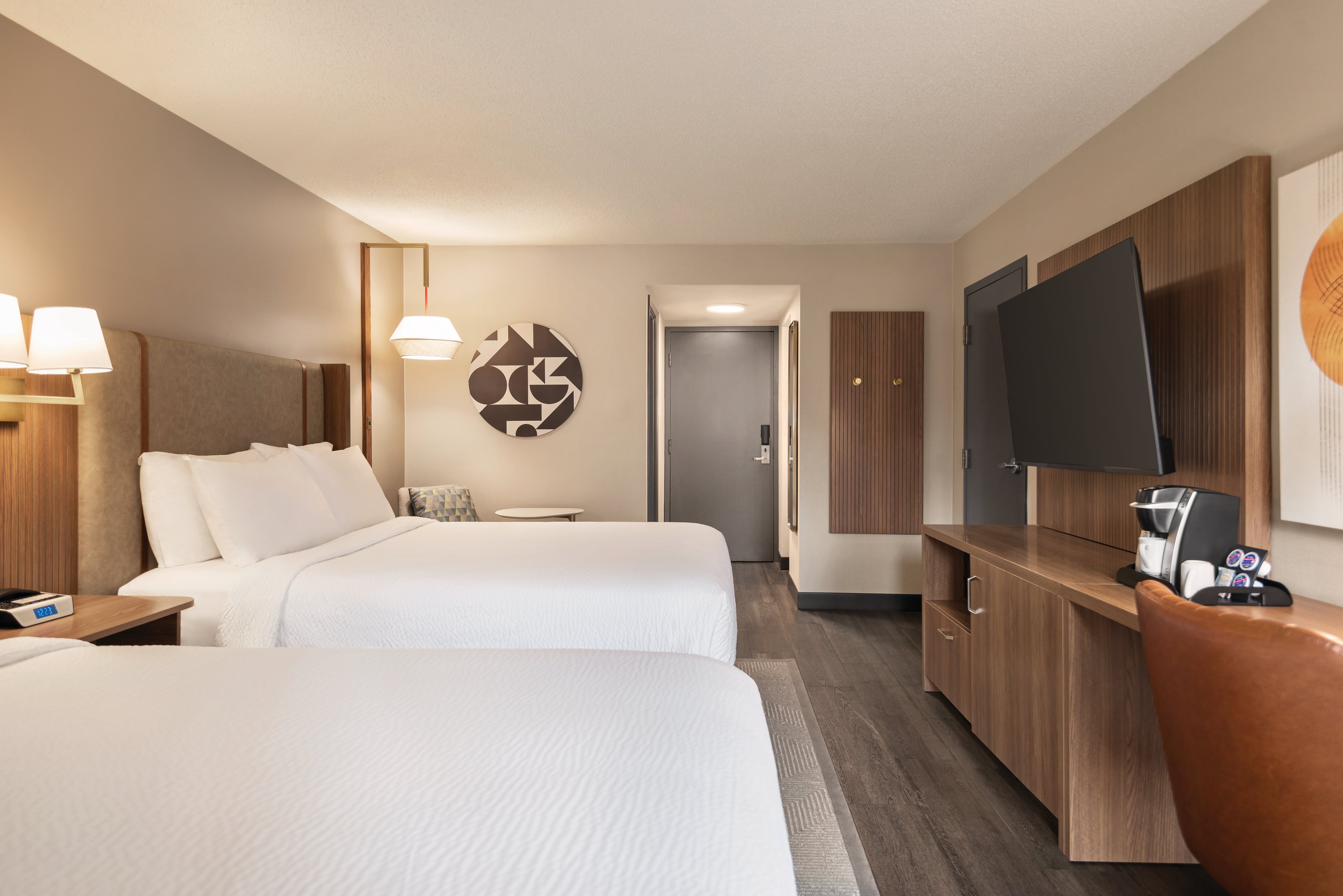 HOLIDAY INN HOTEL AND SUITES VANCOUVER DOWNTOWN 29/73
