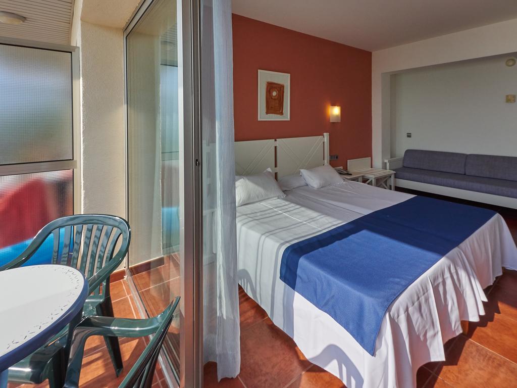 Hotel Na Forana 4/22