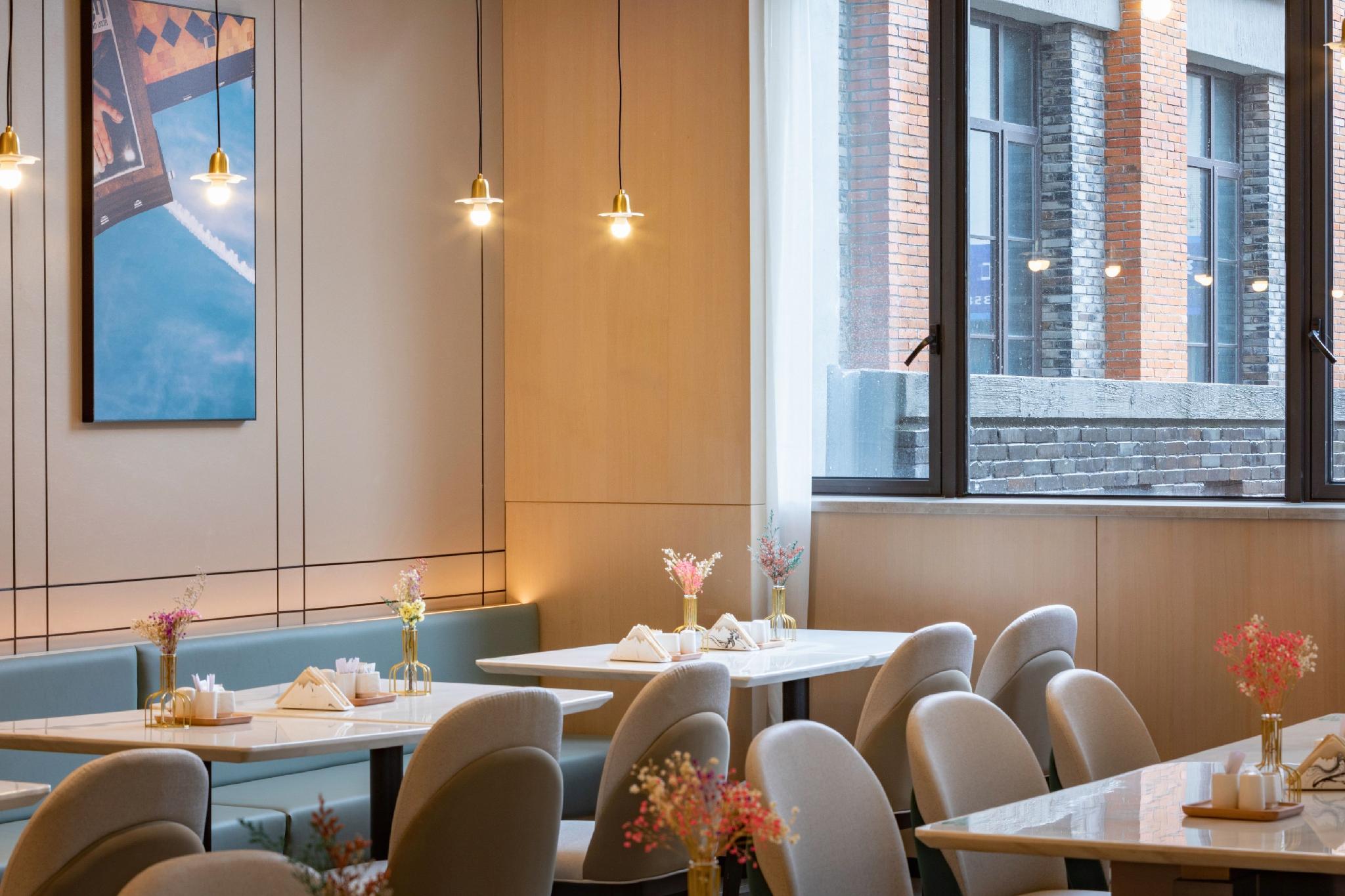 Atour Hotel (Ningbo Fenghua Huizheng Old Street) 47/47