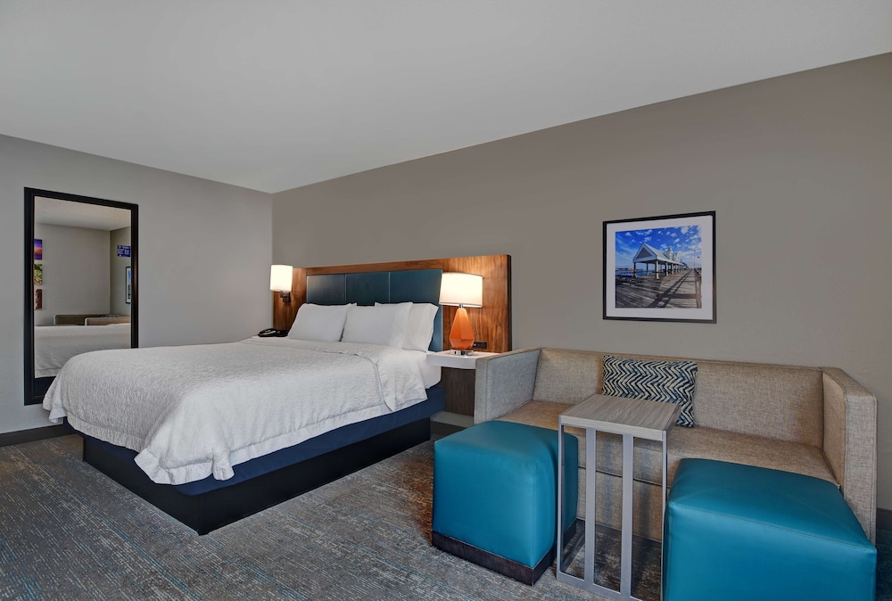 Hampton Inn Charleston Mount Pleasant Patriots Point 17/50