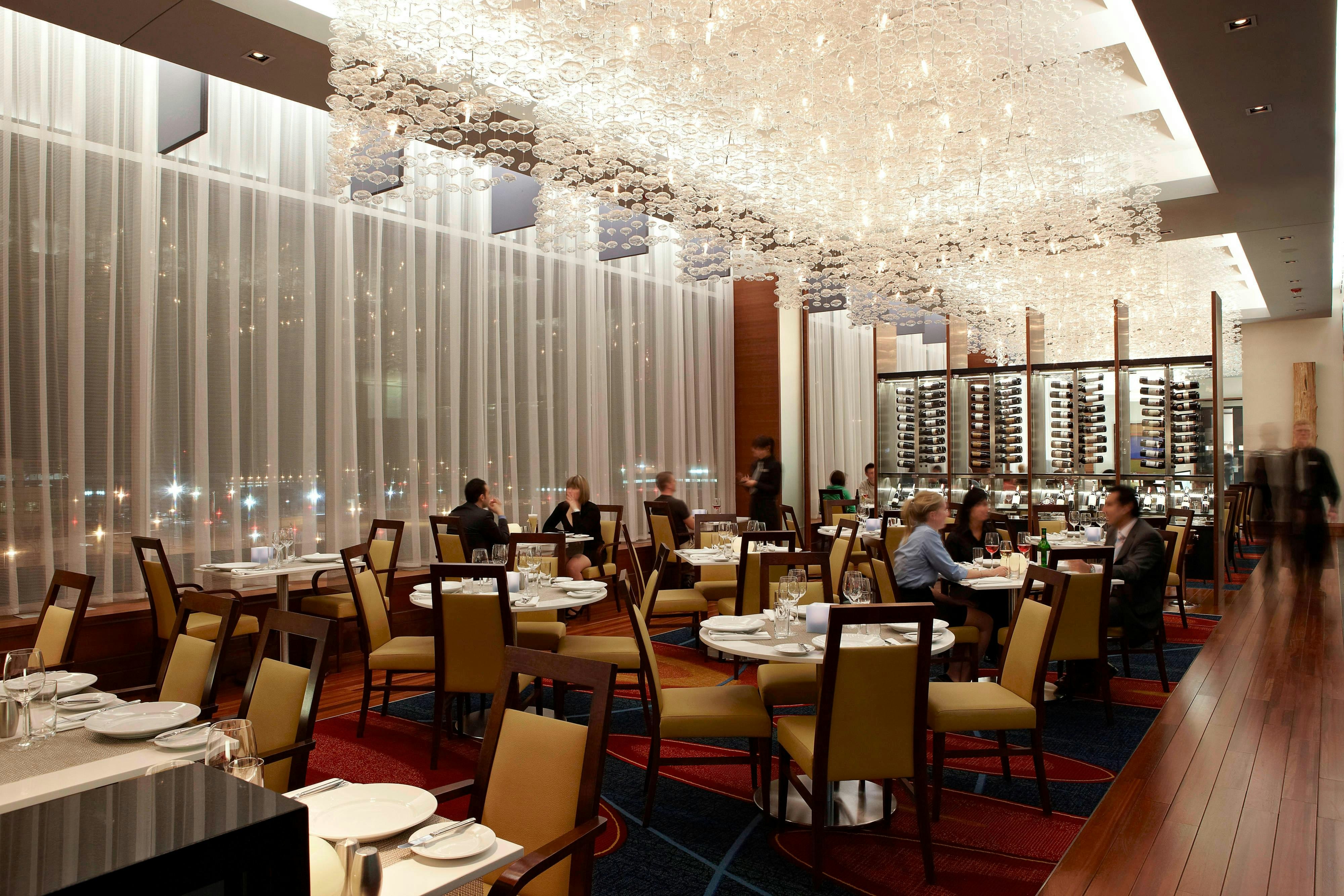 Montreal Airport Marriott In-Terminal Hotel 17/37