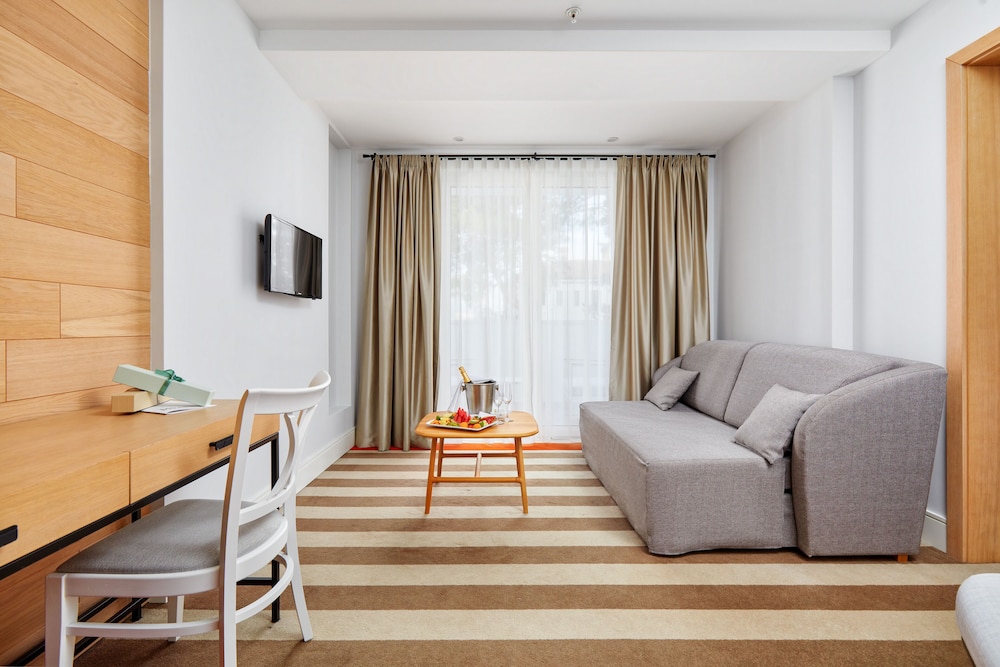 Hotel Budva 43/60