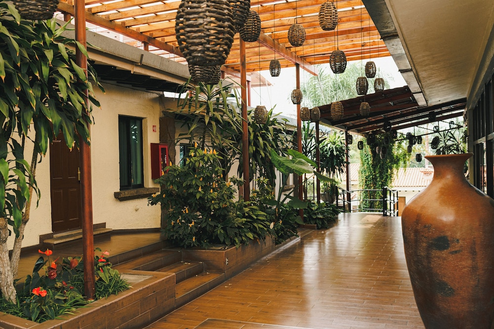 Hotel Posada Virreyes 51/71