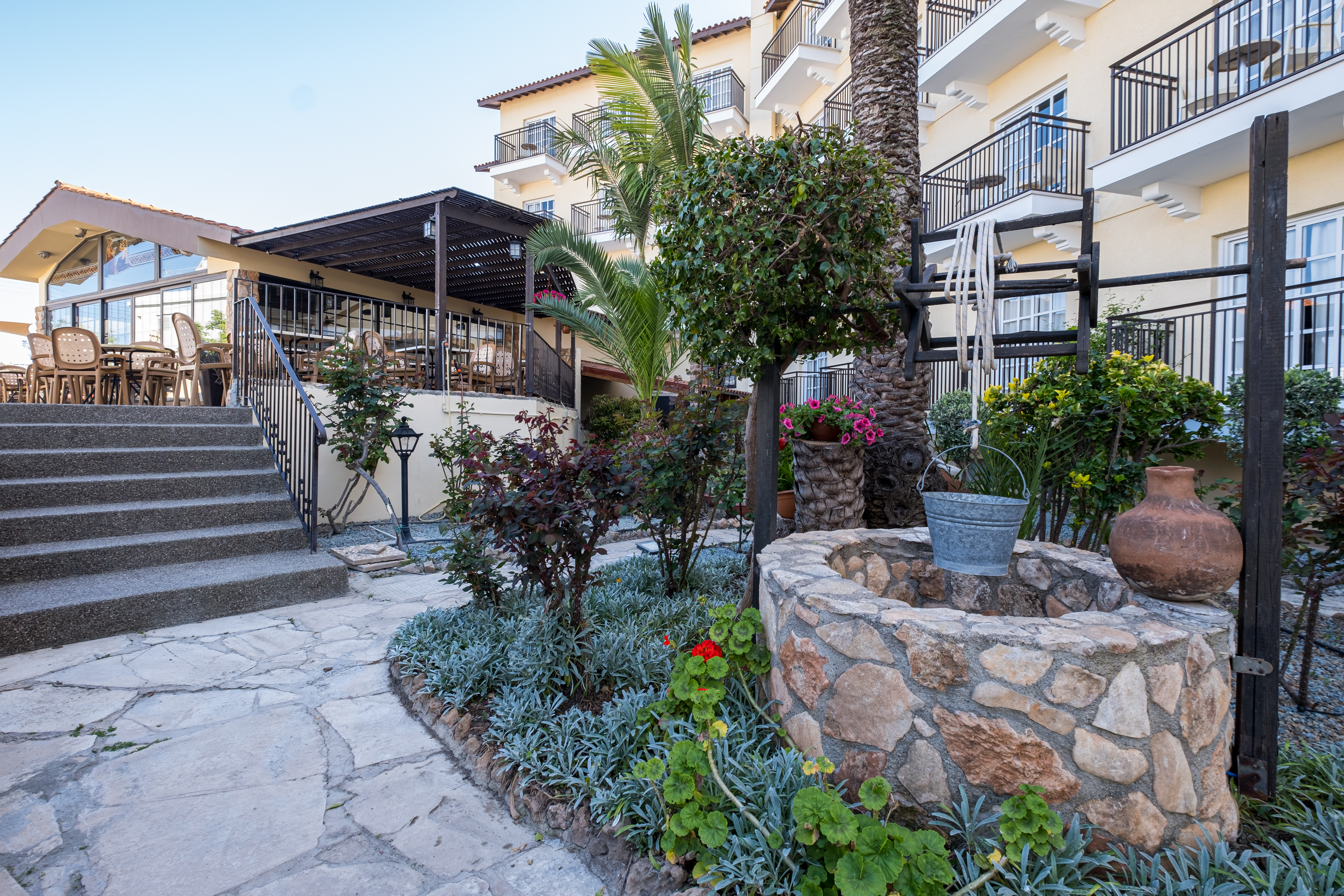 Anais Bay Apartment 11/50