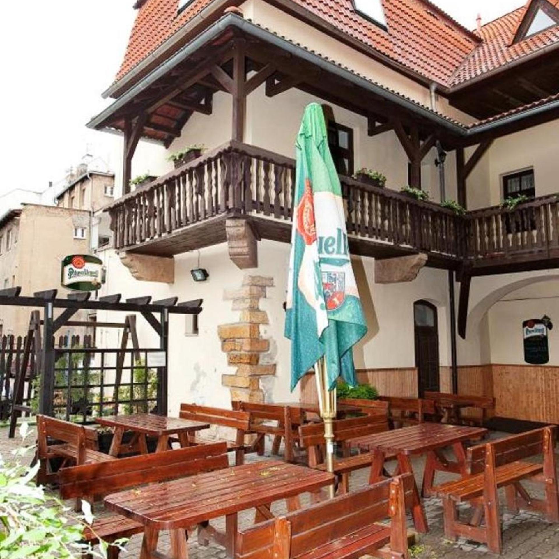 Hotel U dvou medvidku 49/57