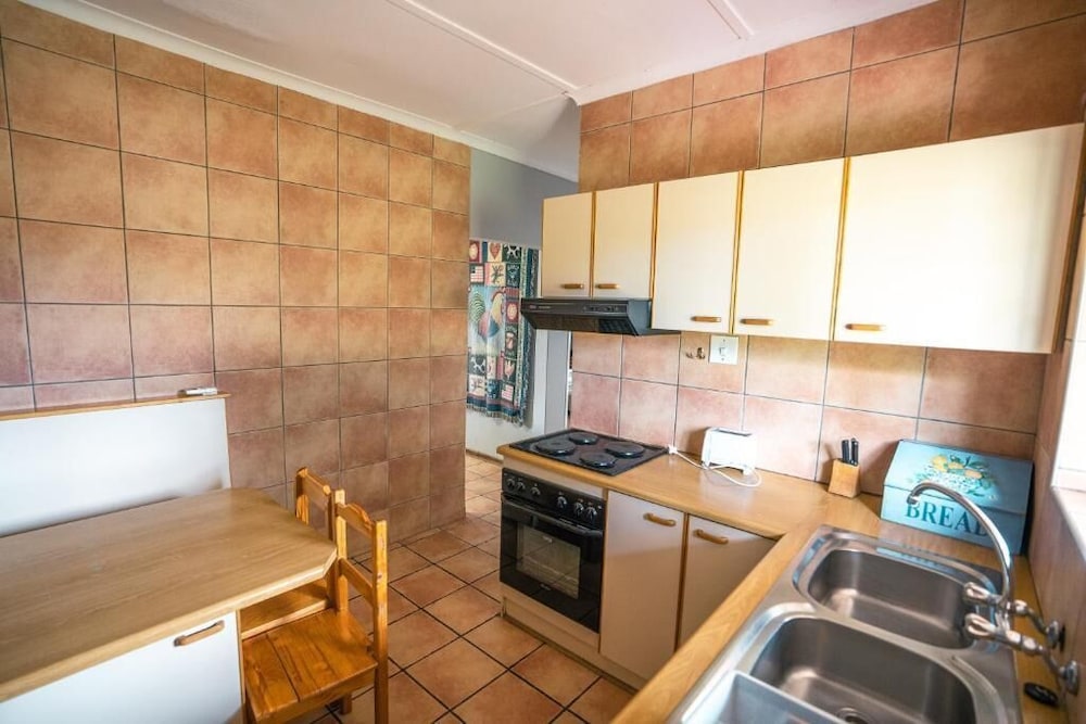 Olive Grove Guest Farm 49/50
