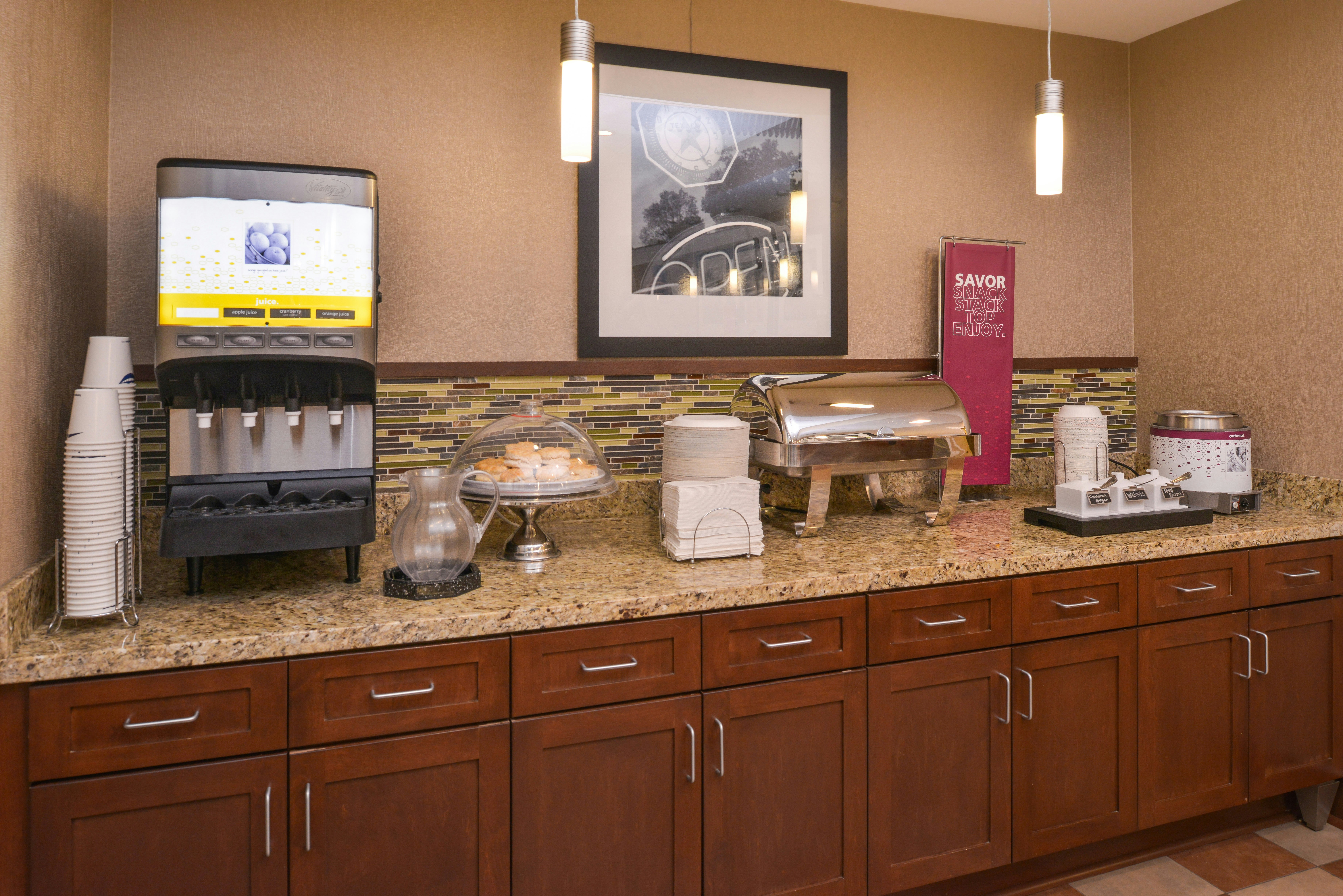 Hampton Inn & Suites by Hilton Lonoke 30/36