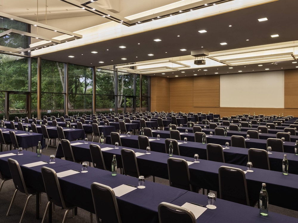 Movenpick Hotel Munster 60/70