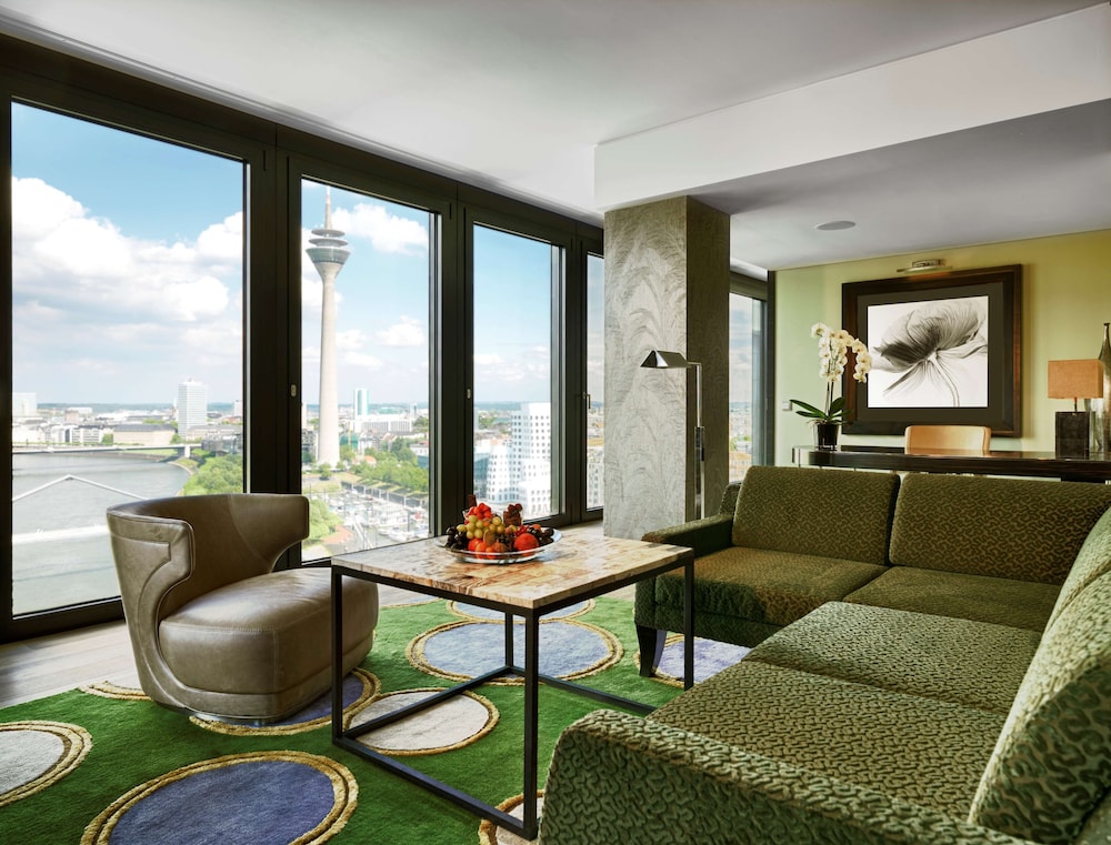 Hyatt Regency Dusseldorf 52/73