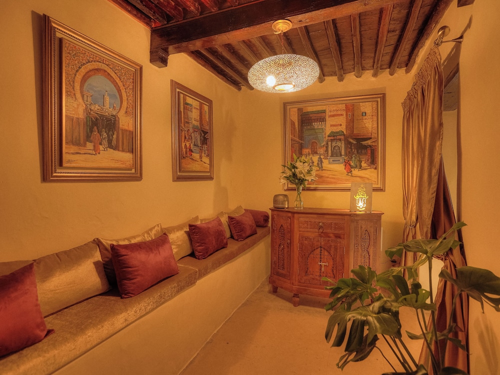Riad El Maâti 49/66