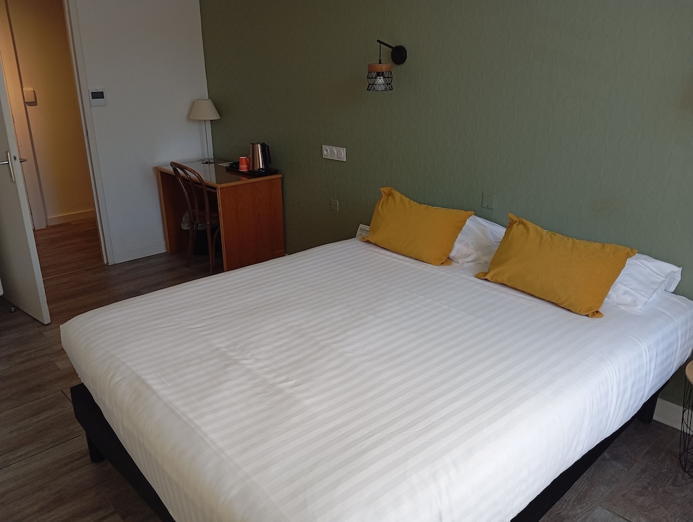 The Originals Aurillac Grand Hotel Saint Pierre 28/67