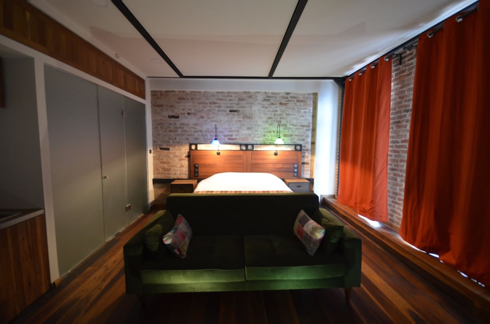 Unver Galata Apart 10/53