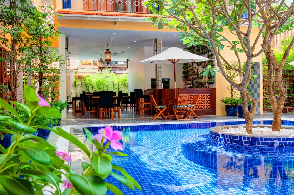 House Boutique Eco Hotel 66/69