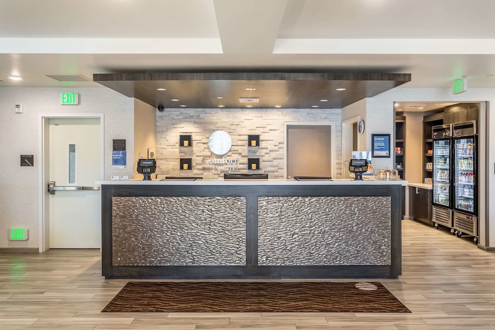 Comfort Inn & Suites Salt Lake City Airport photo3