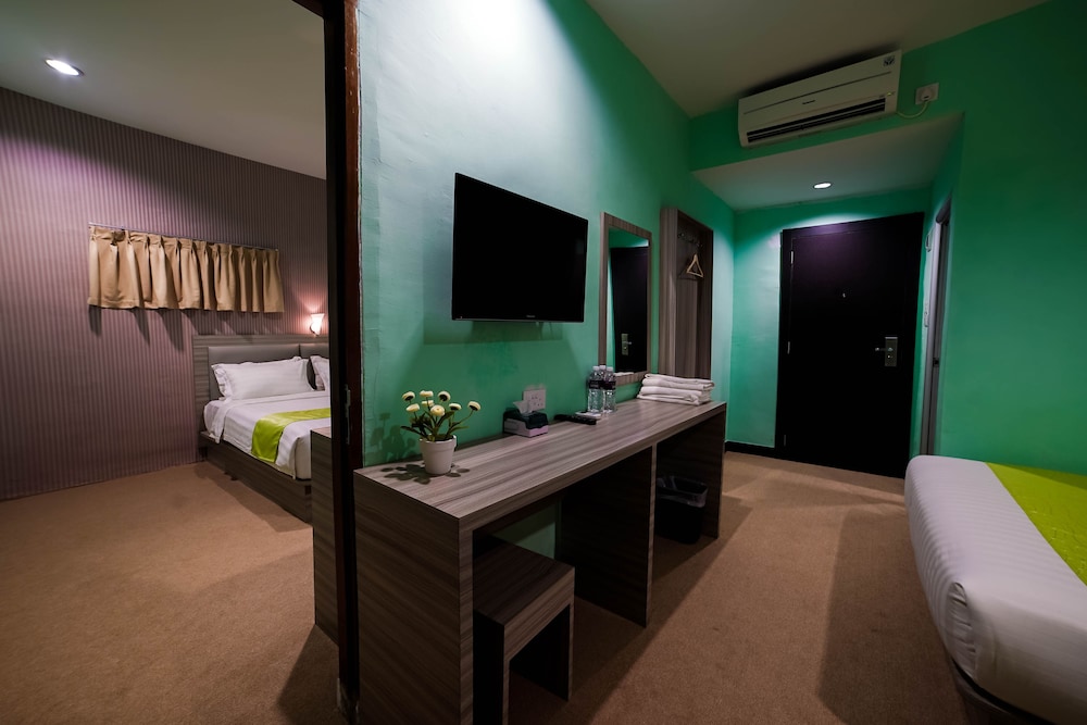 GREENLAND HOTEL BATAM 27/35