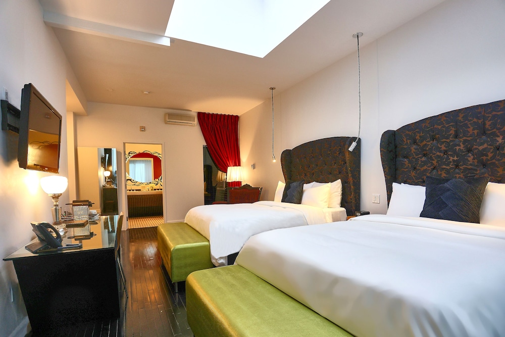 Hotel Chez Swann 23/72