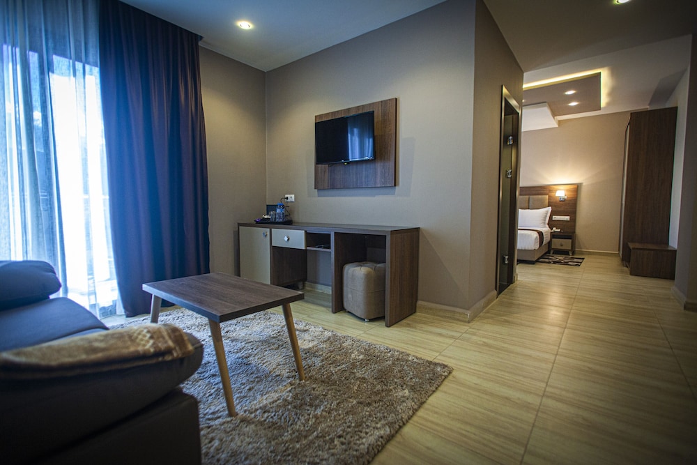 BN Hotel 44/61