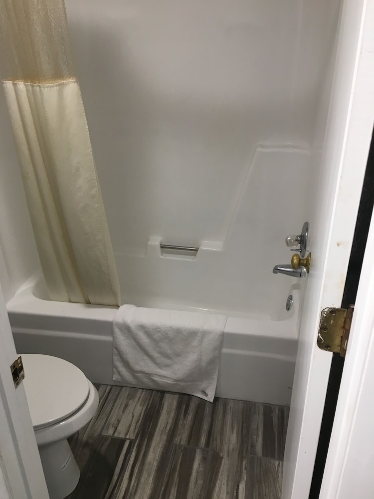 Jameson Inn Winder 32/60