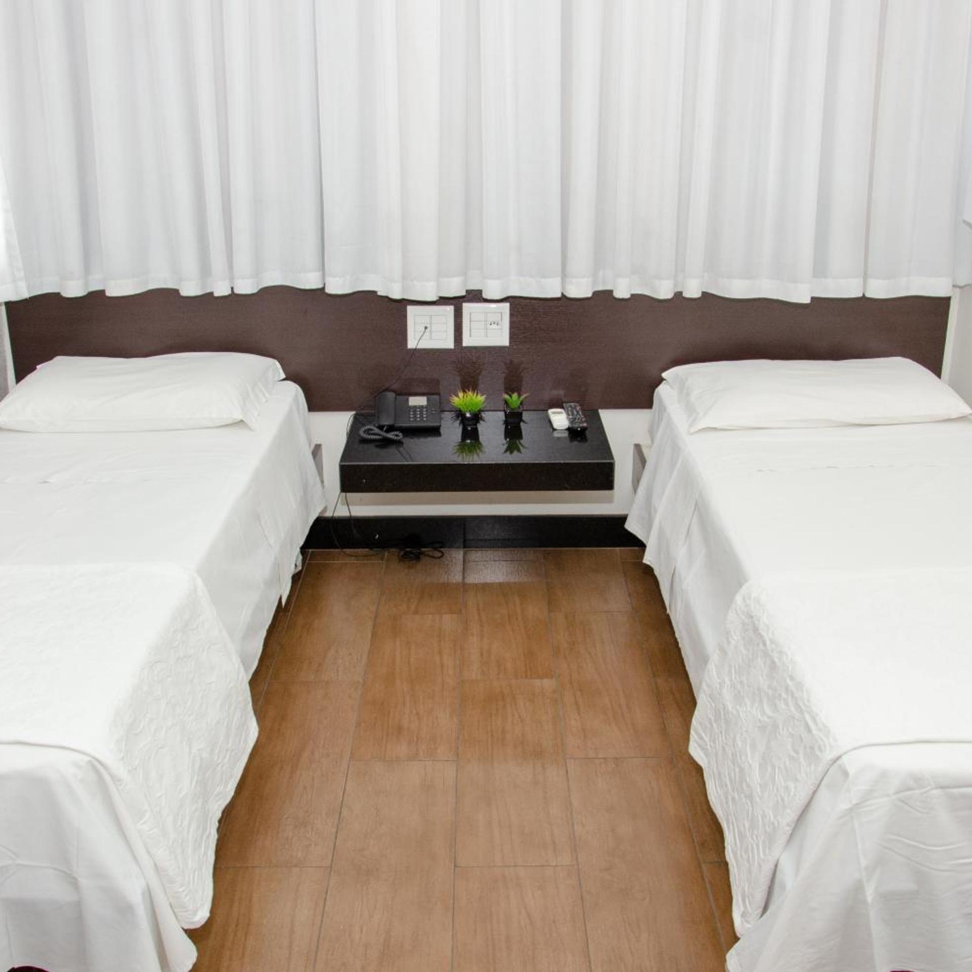 MANFERRARI HOTEL 36/59