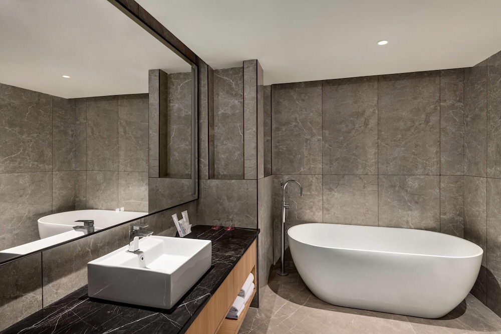 Ramada Encore by Wyndham Gurugram Dwarka Expressway 60/60