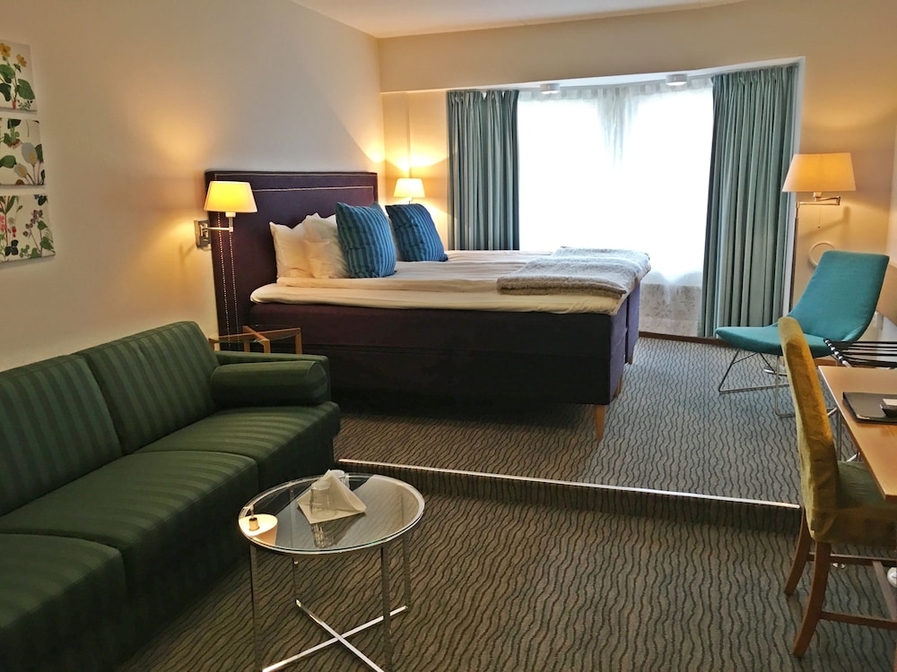 Mora Hotell & Spa 33/34