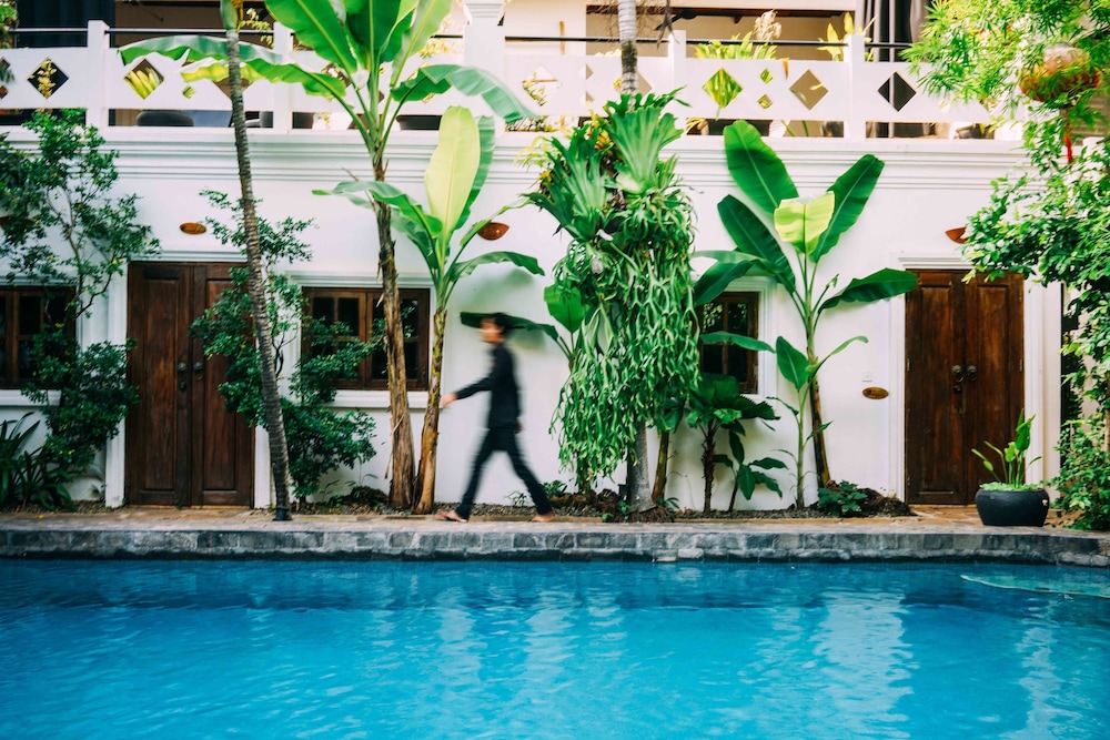 URBAN RESIDENCES SIEM REAP 64/70