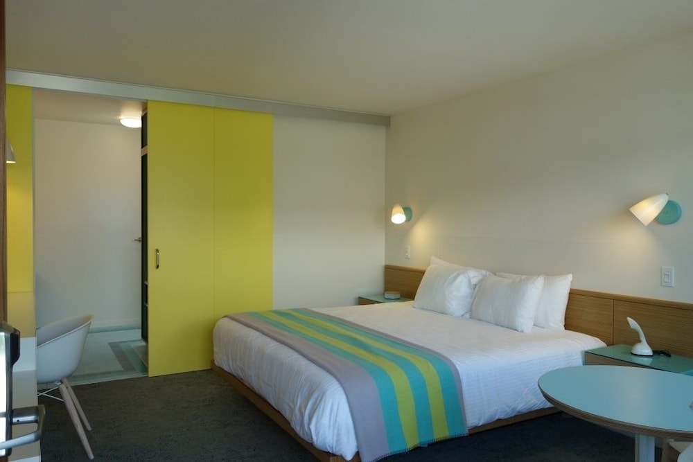 Beverly Laurel Hotel 28/69