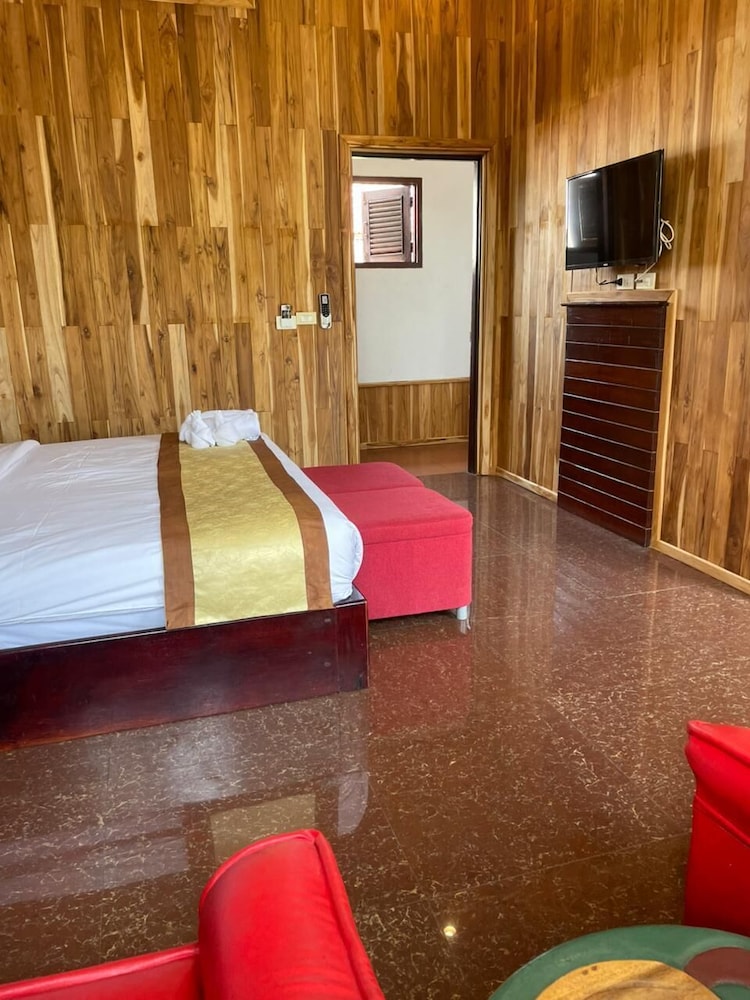 Luang Prabang Inn 37/71