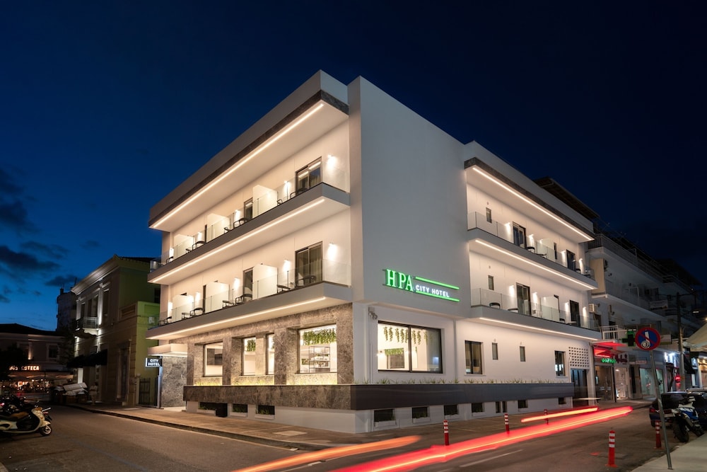 IRA Hotel 56/63